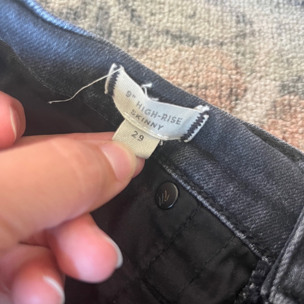 Madewell Black Distressed Skinny Jeans - Picture 4 of 8